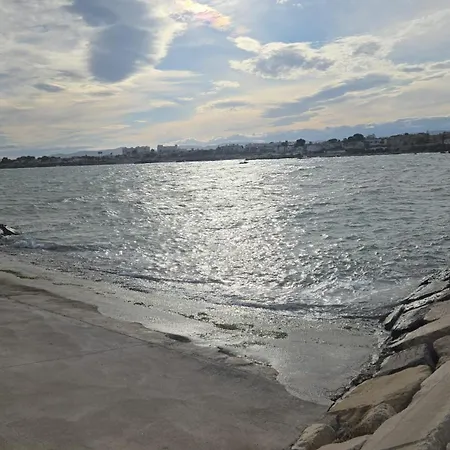 Mar De Plata Апартаменты *